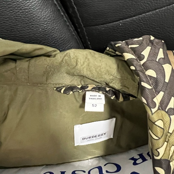 Burberry Windbreaker Size 52 (Mens) - Picture 4 of 5